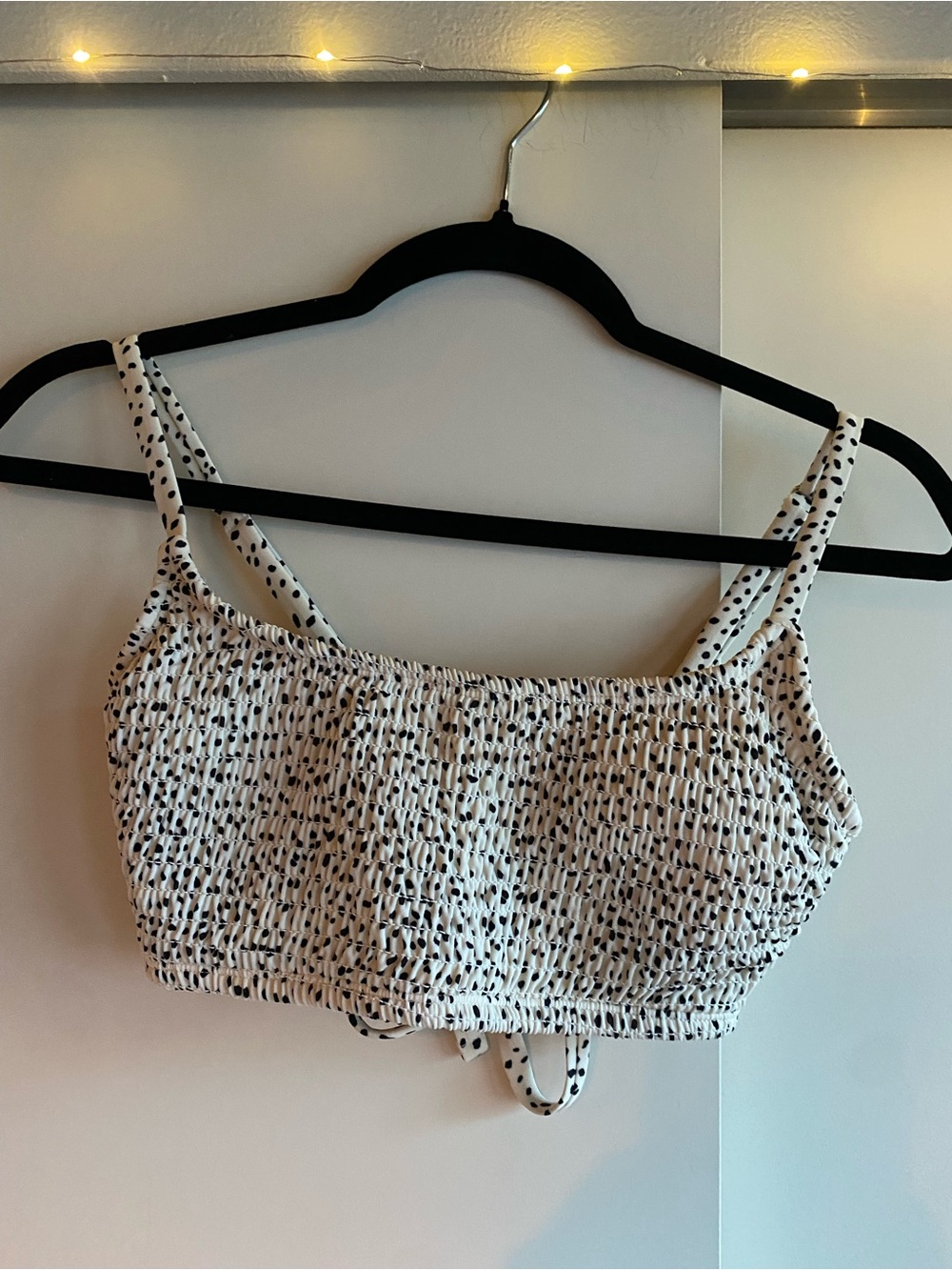 Black and White Scoop Neck Bikini Top Size D / DD